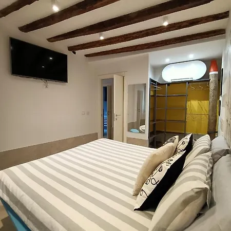 Appartement Casanova - Rialto Artistic